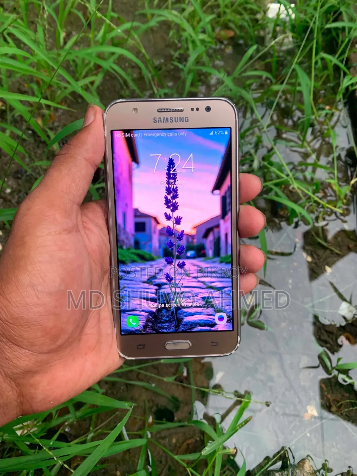 Samsung Galaxy J5 8 GB Gold