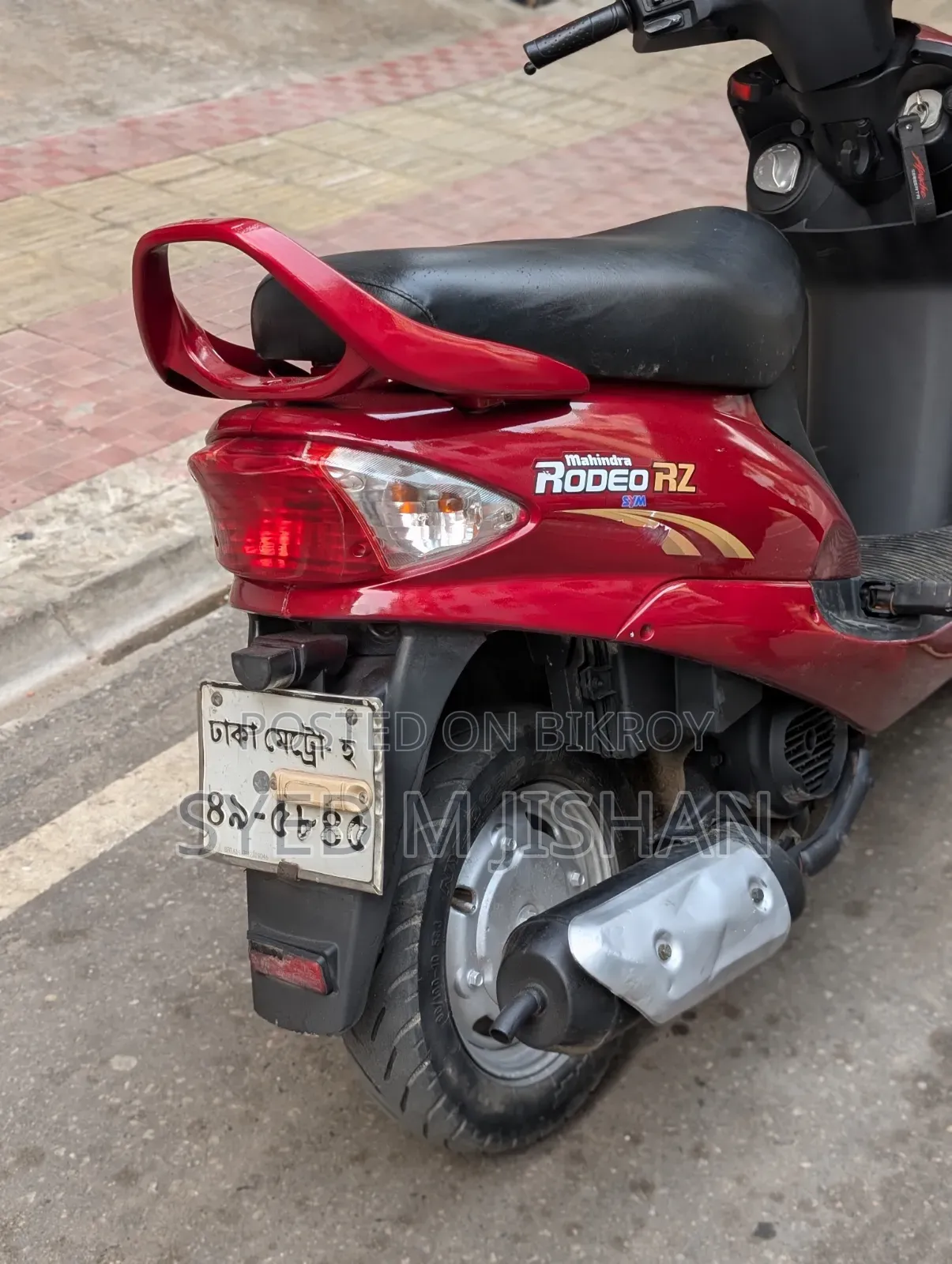 Mahindra Gusto 125 2014 Red