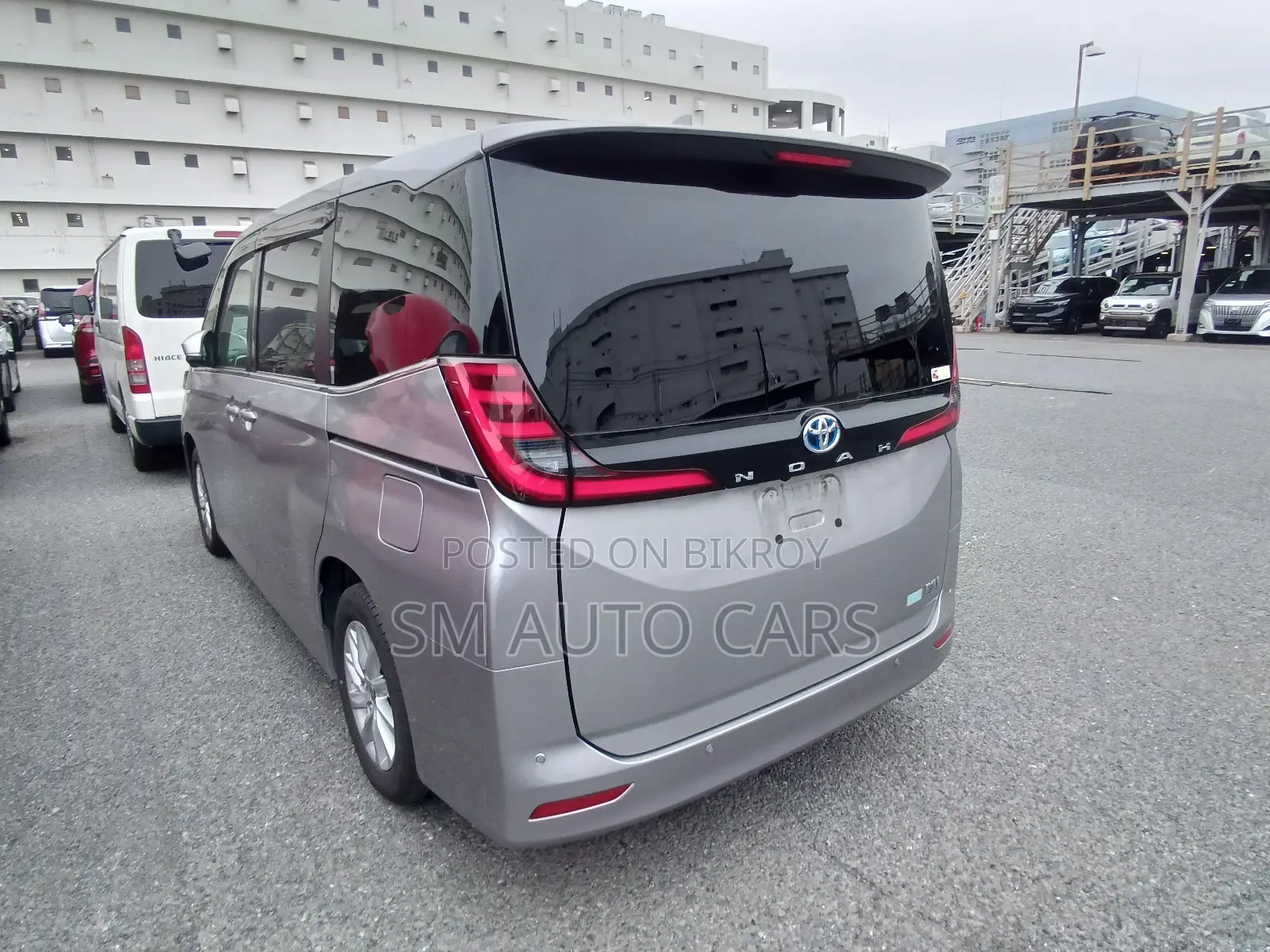 Toyota Noah 2023 Silver