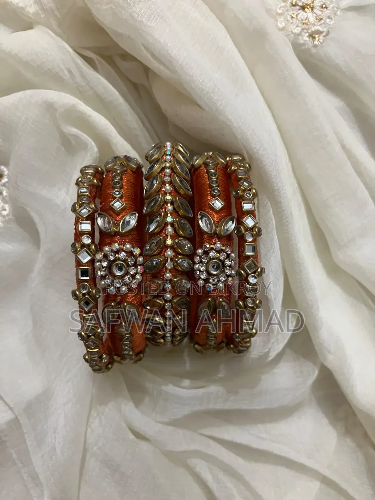 হ্যান্ডমেড চুড়ি সেট