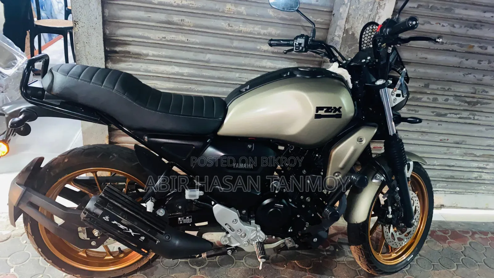 Yamaha FZ 2025 Gold