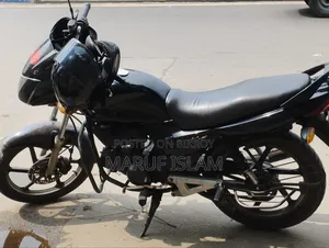 Runner Bullet 100 2018 Black