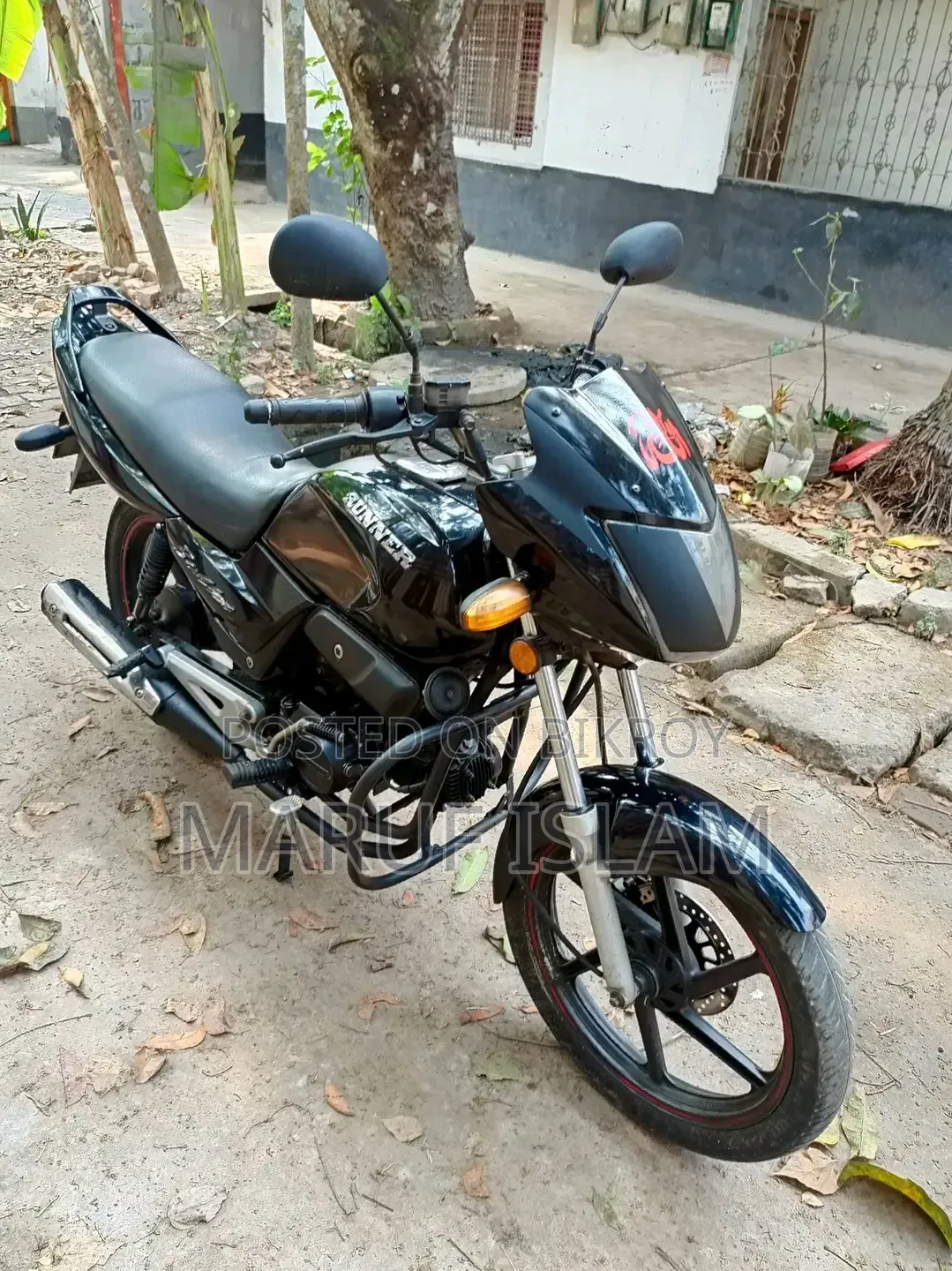 রানার বুলেট ১০০ ২০১৮ ব্ল্যাক