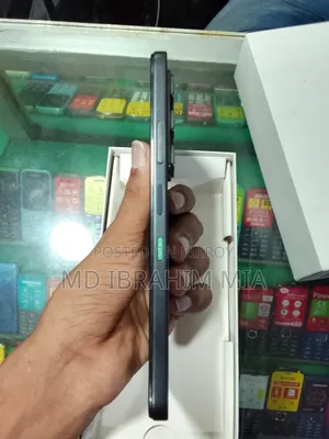 New Infinix Hot 60i 128 GB Black
