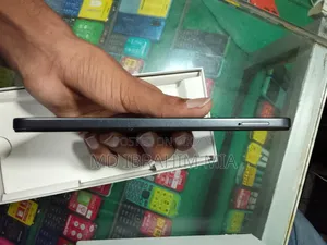 New Infinix Hot 60i 128 GB Black