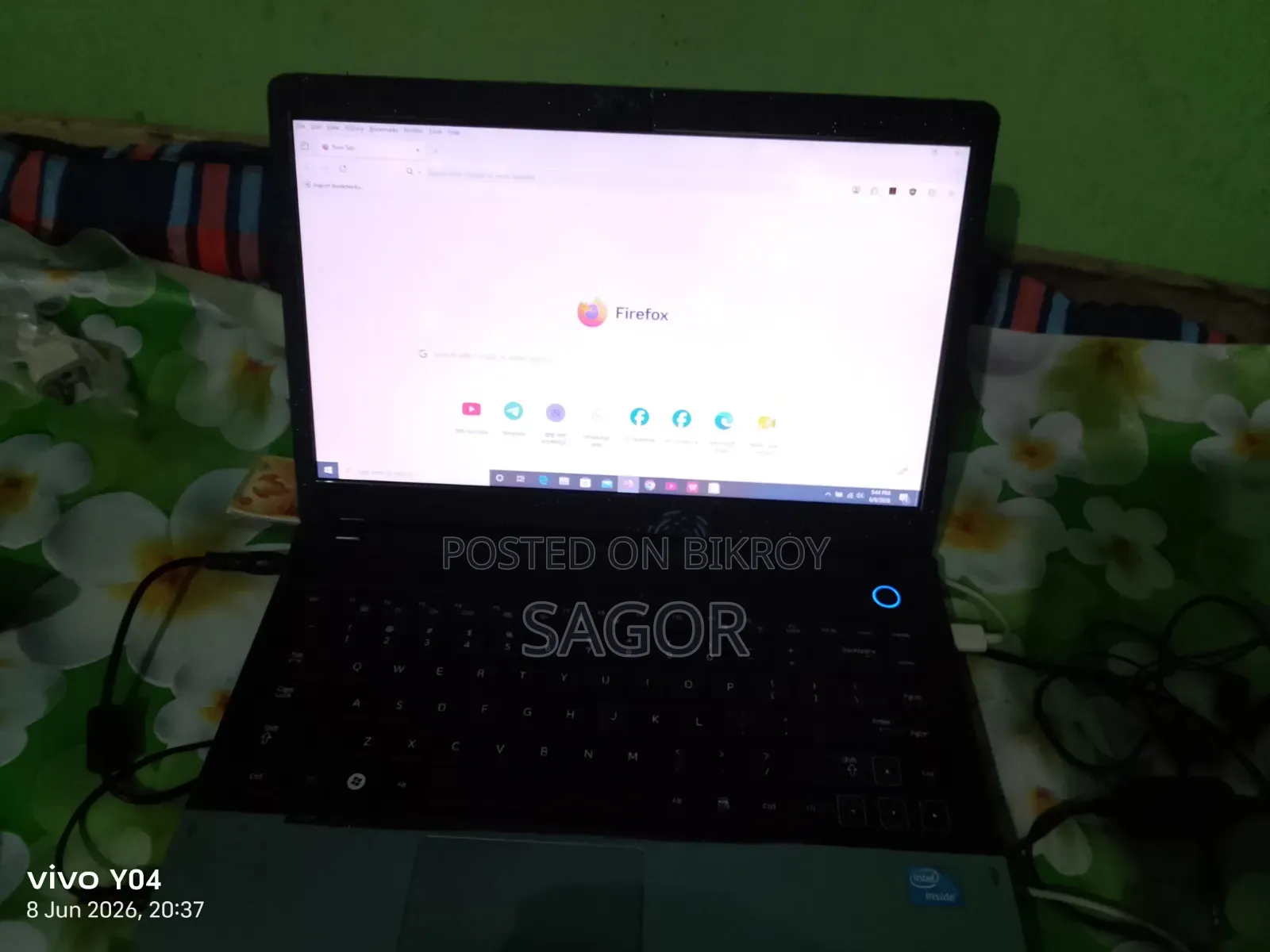 ল্যাপটপ স্যামসাং এনপি৩০০ই৪এক্স ৪জিবি ইন্টেল এসএসডি ১২৮জিবি