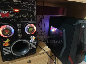 Desktop Computer Asus 8GB AMD Ryzen 3 SSD 512GB