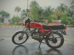 Honda 1987 Red