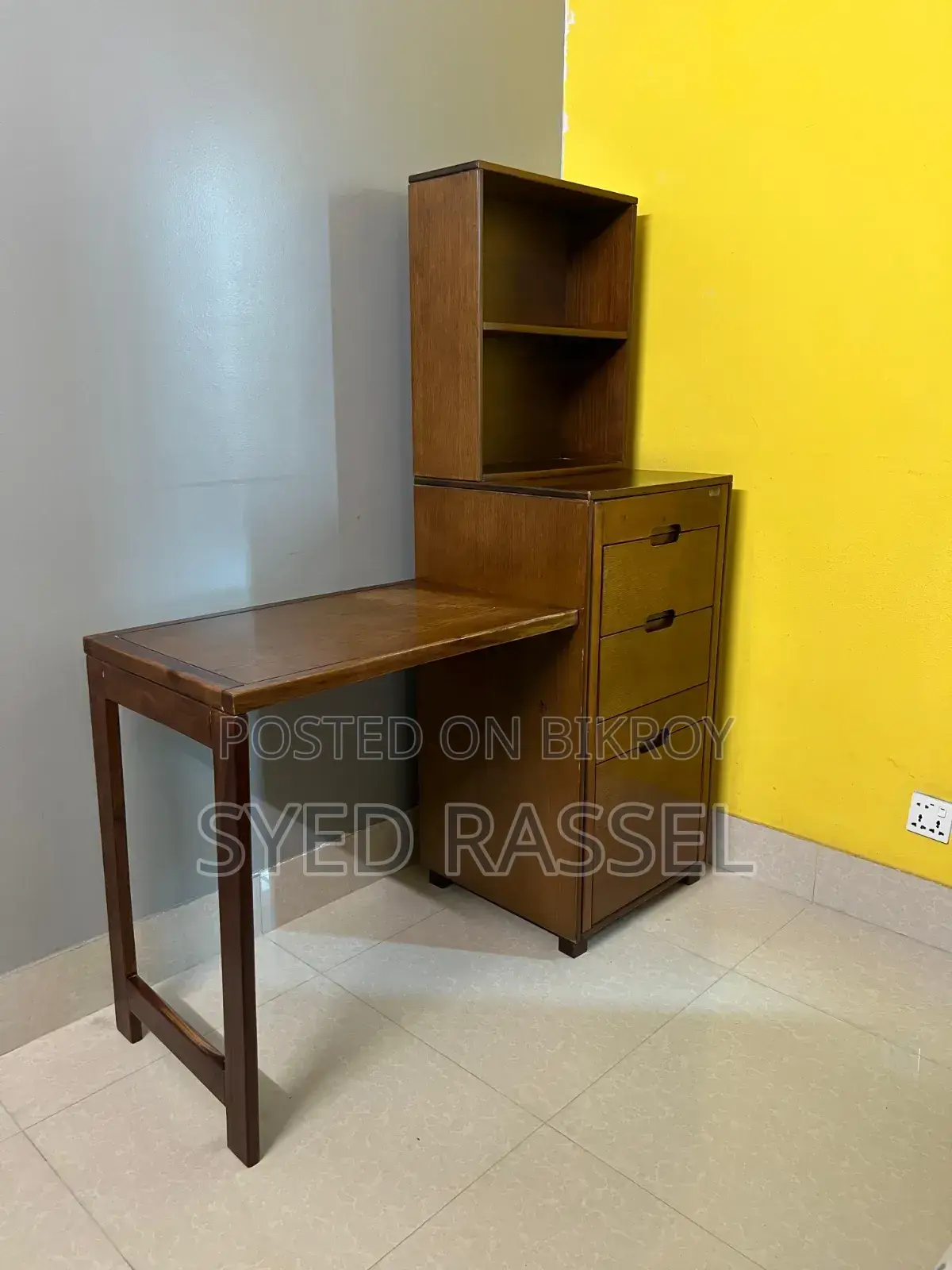 Foldable Table