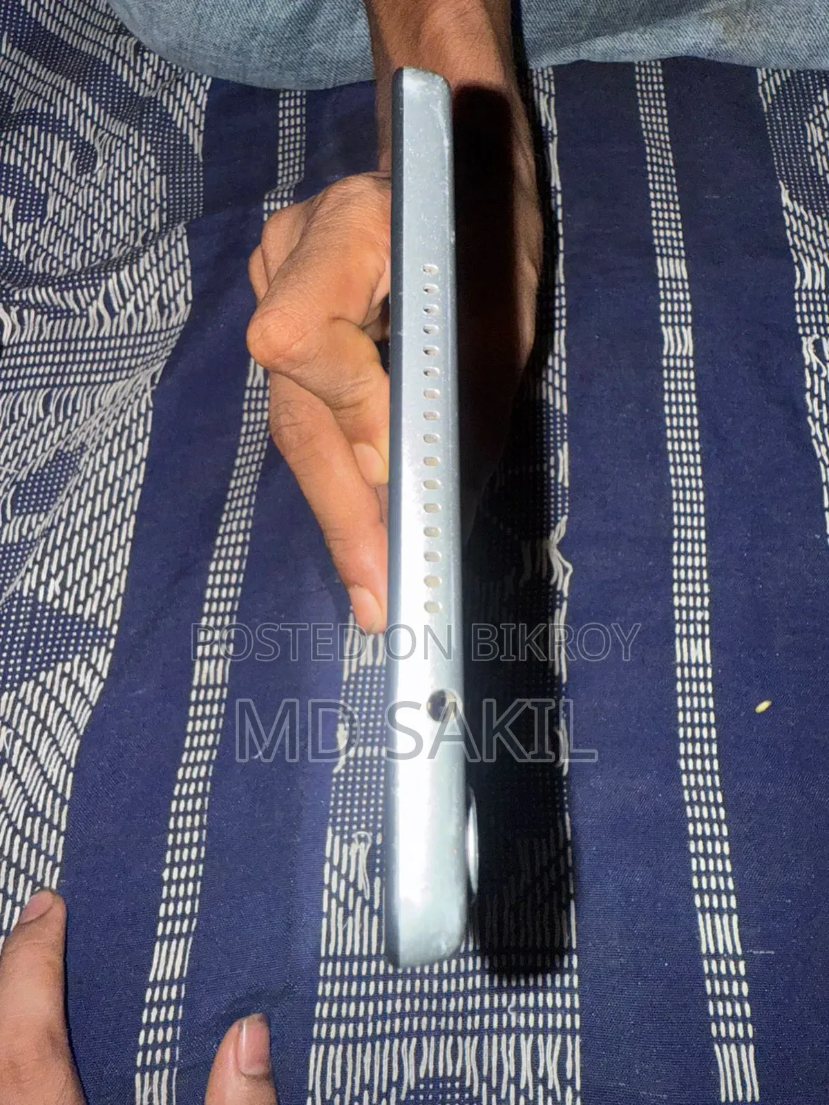 ওয়ালটন ৪ জিবি ধূসর