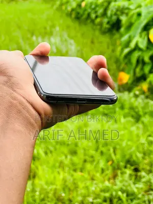 Apple iPhone XS 64 GB Black