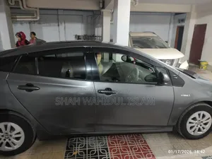 Toyota Prius 2017 Gray