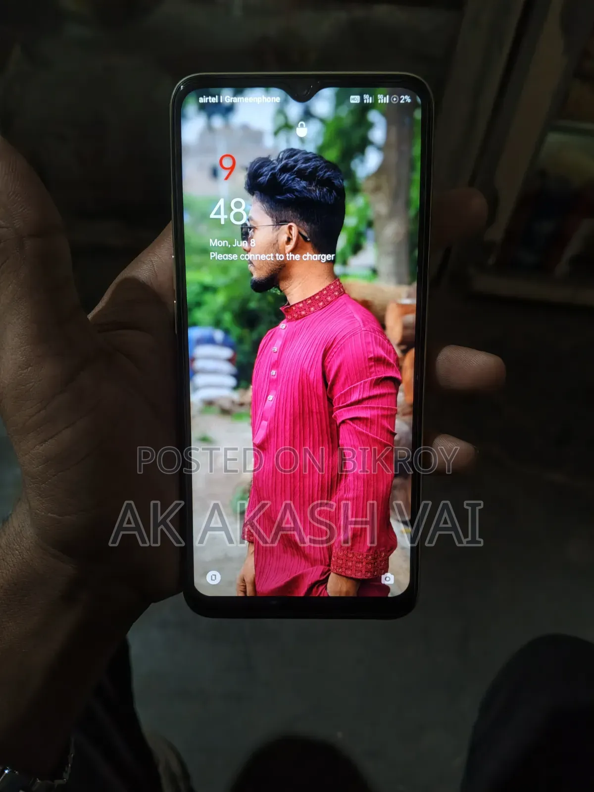 রিয়েলমি ভি৩০ ১২৮ জিবি গোল্ড