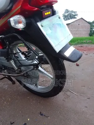 হিরো এইচএফ ডিলাক্স ২০১৮ রেড