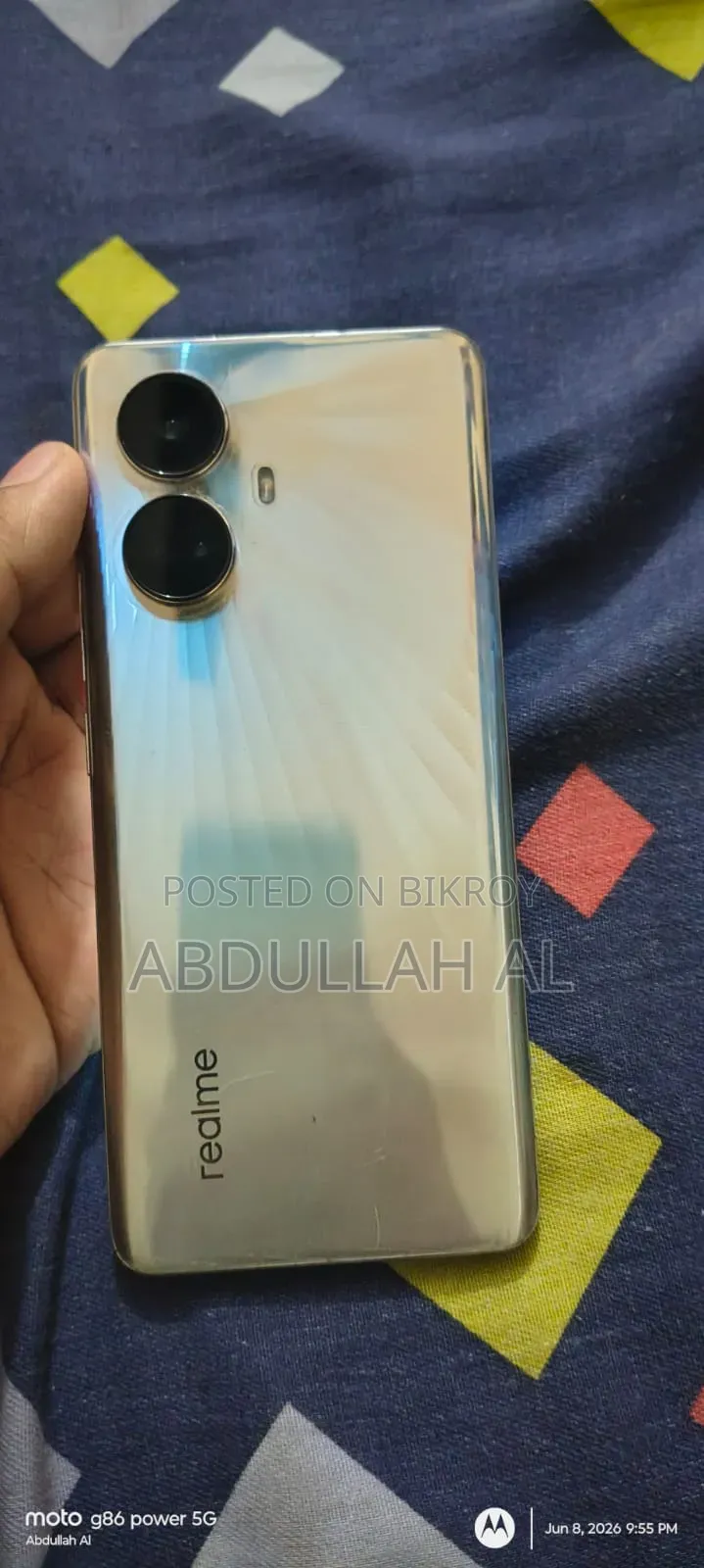 রিয়েলমি ১০ প্রো+ ১২৮ জিবি সিলভার