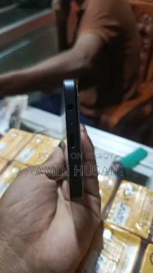 Realme C75 128 GB Black