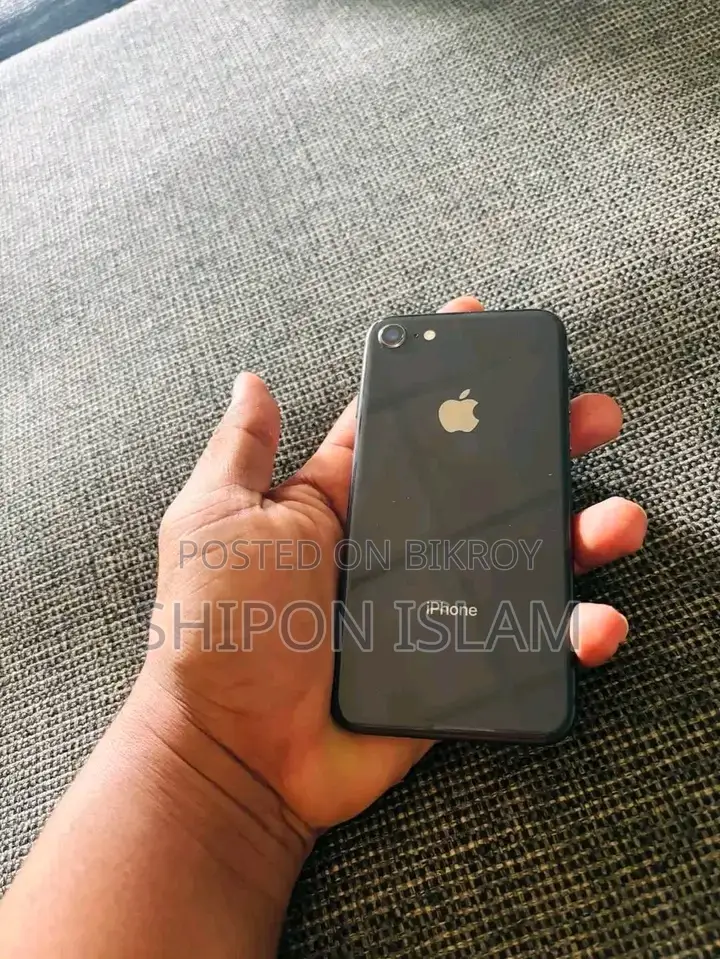 Apple iPhone 8 64 GB Black