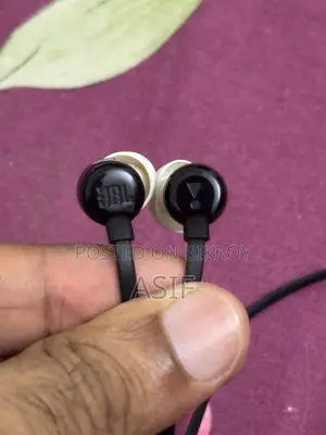 JBL Wired Headphone