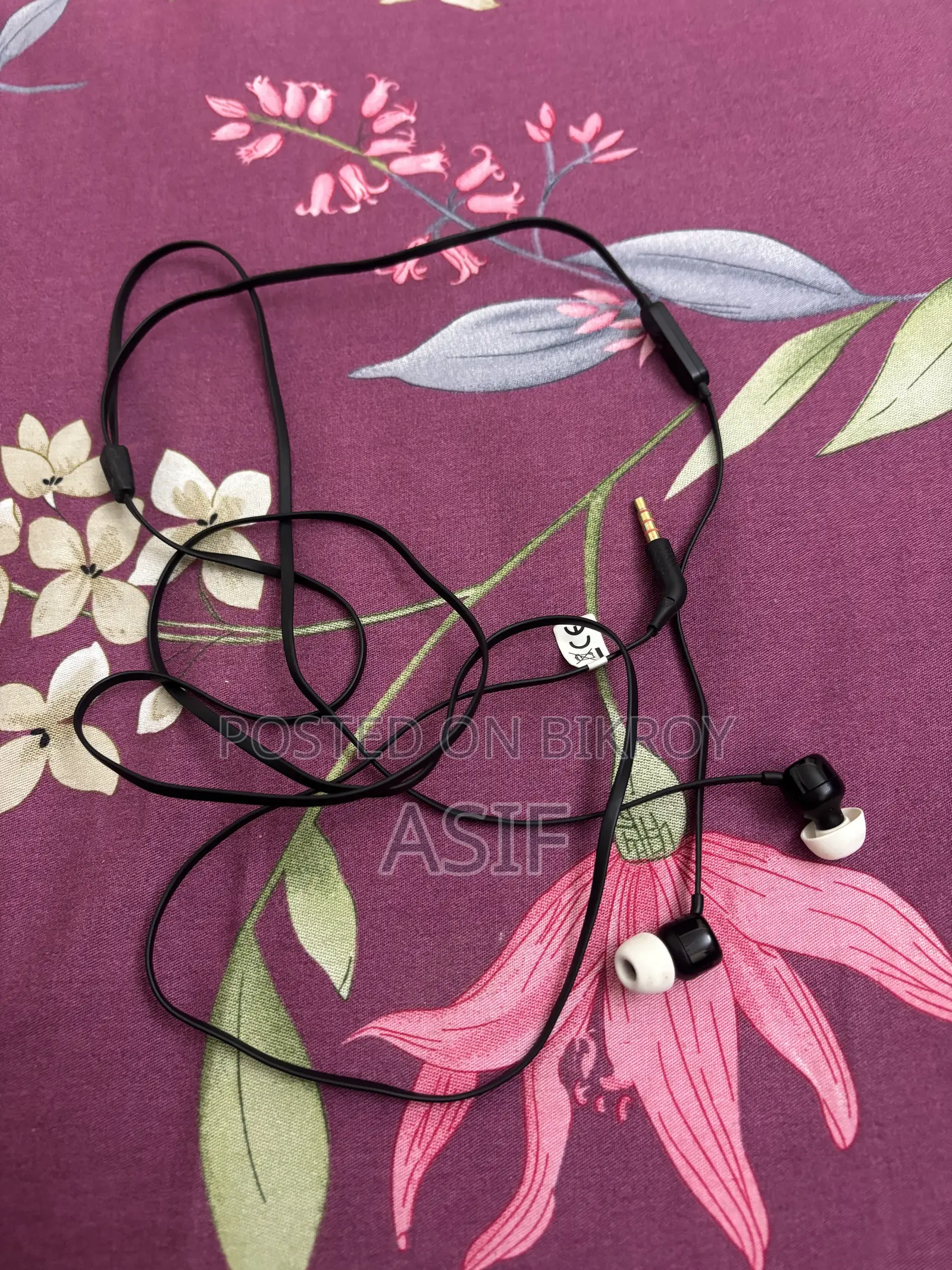 JBL Wired Headphone