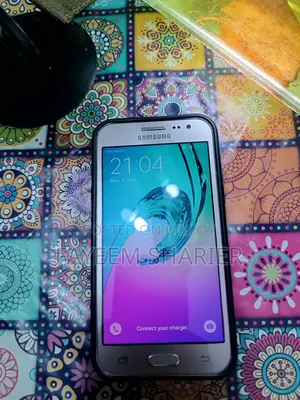 Samsung Galaxy J2 8 GB Silver