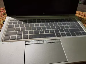 Laptop HP EliteBook 840 G8 16GB Intel Core I5 HDD 512GB