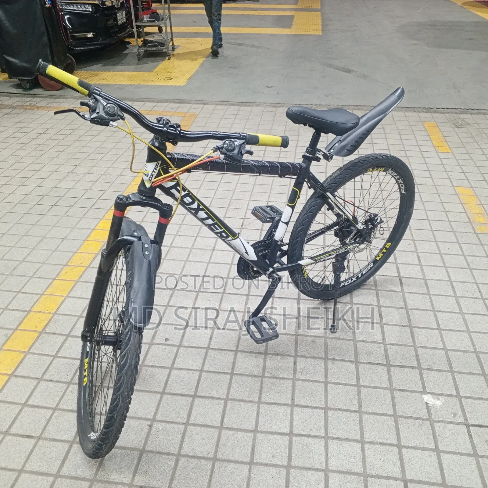 A gear cycle in fresh condition for sale.