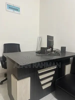 ফ্রেশ অফিস টেবিল