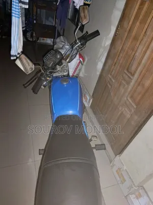 Suzuki 2000 Blue