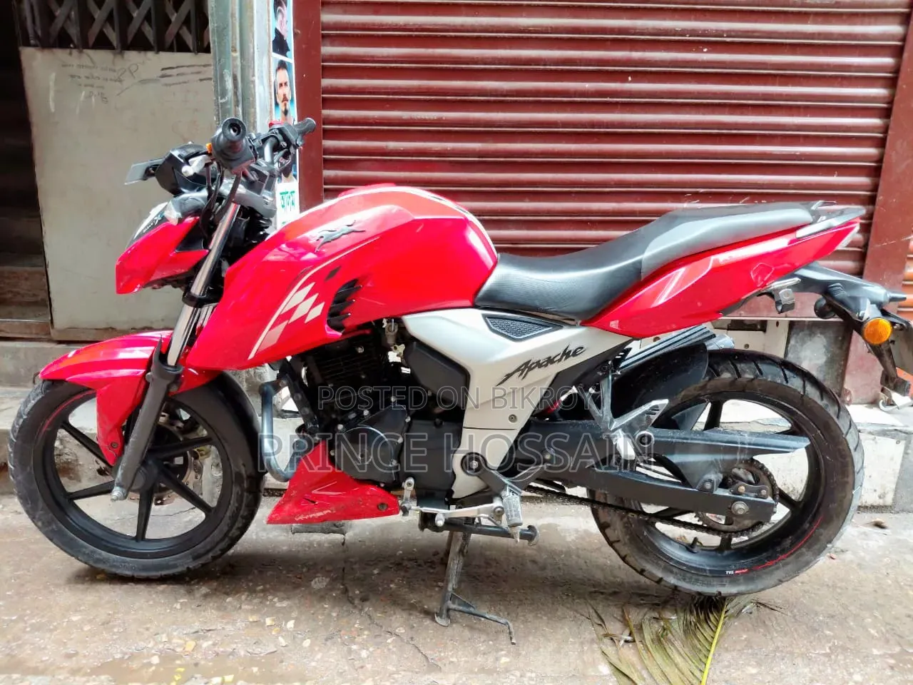 TVS Apache 160 4V 2021 Red