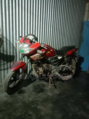 TVS Apache RTR 160 2V 2014 Red