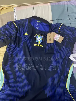 ব্রাজিল অ্যাওয়ে জার্সি প্লেয়ার এডিশন