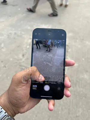 Apple iPhone 12 64 GB Black