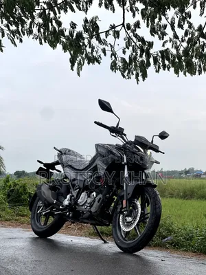 হিরো এক্সট্রিম স্পোর্টস ২০২৫ কালো