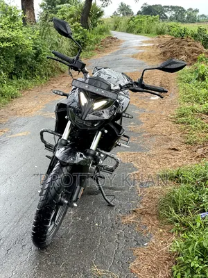 হিরো এক্সট্রিম স্পোর্টস ২০২৫ কালো