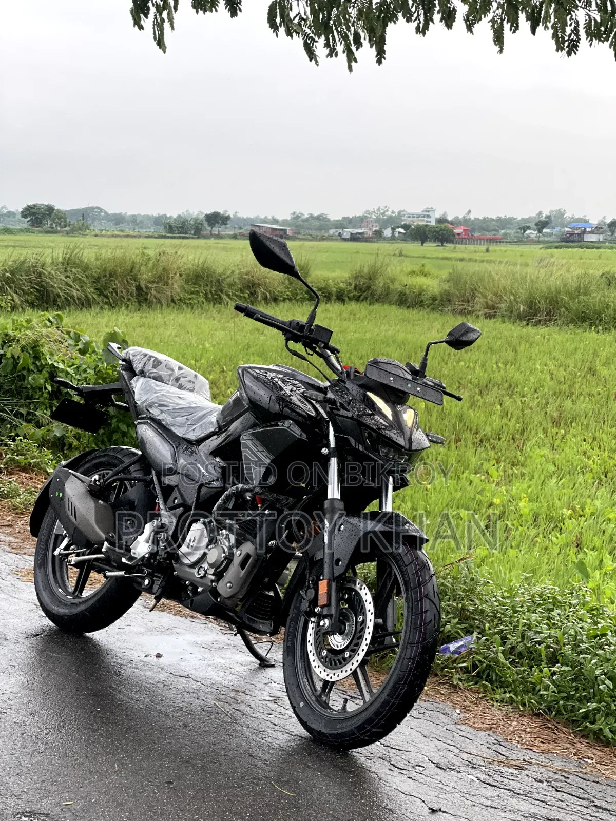 হিরো এক্সট্রিম স্পোর্টস ২০২৫ কালো