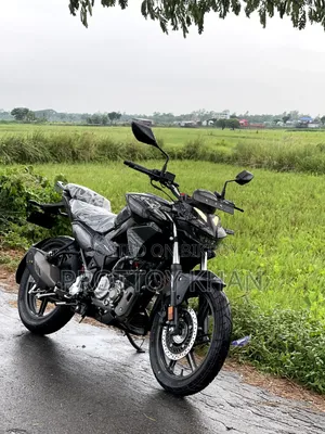 হিরো এক্সট্রিম স্পোর্টস ২০২৫ কালো
