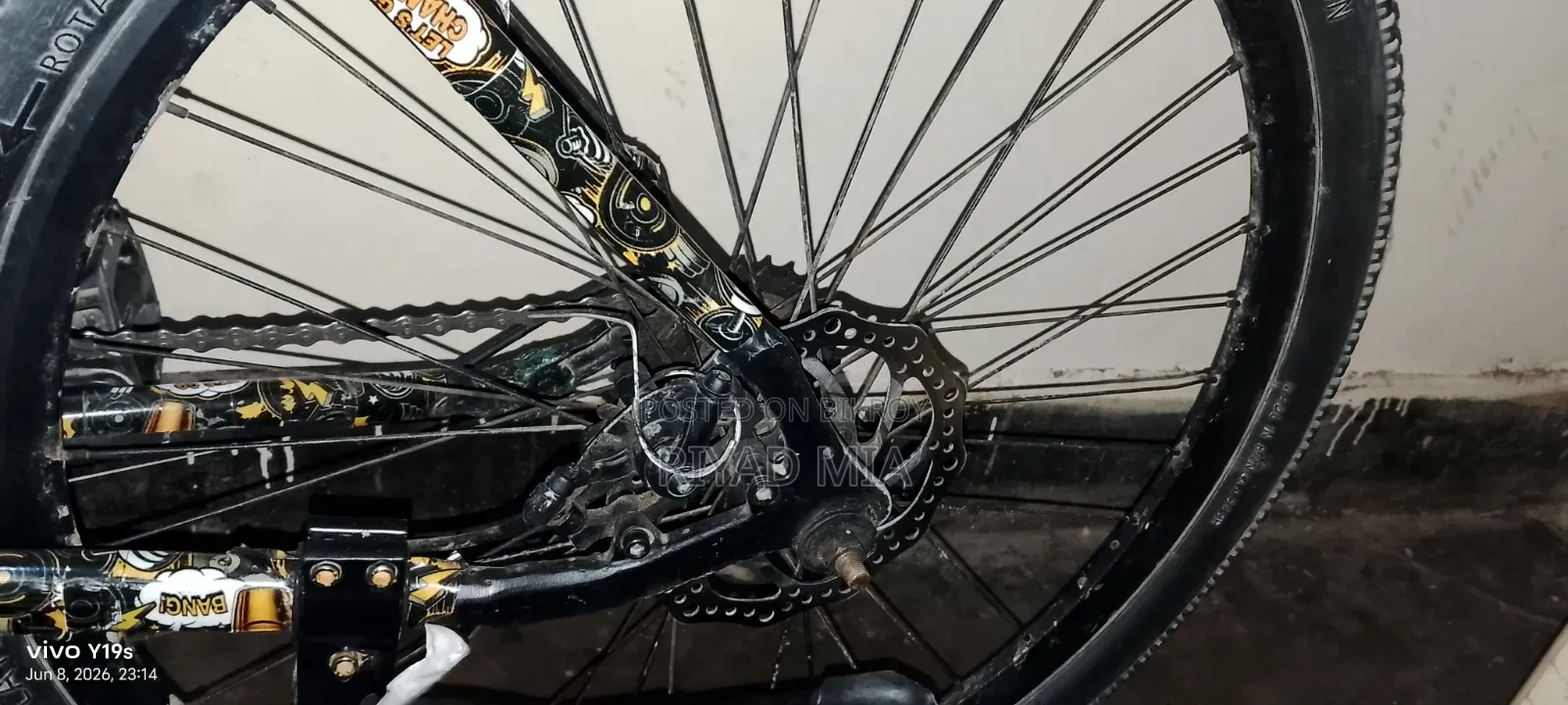 Bicycle for sale, in perfect running condition, no repairs needed
