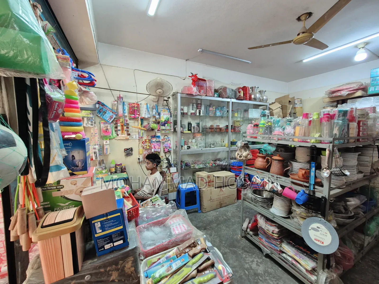 Running crockery and kitchenware business stock for sale