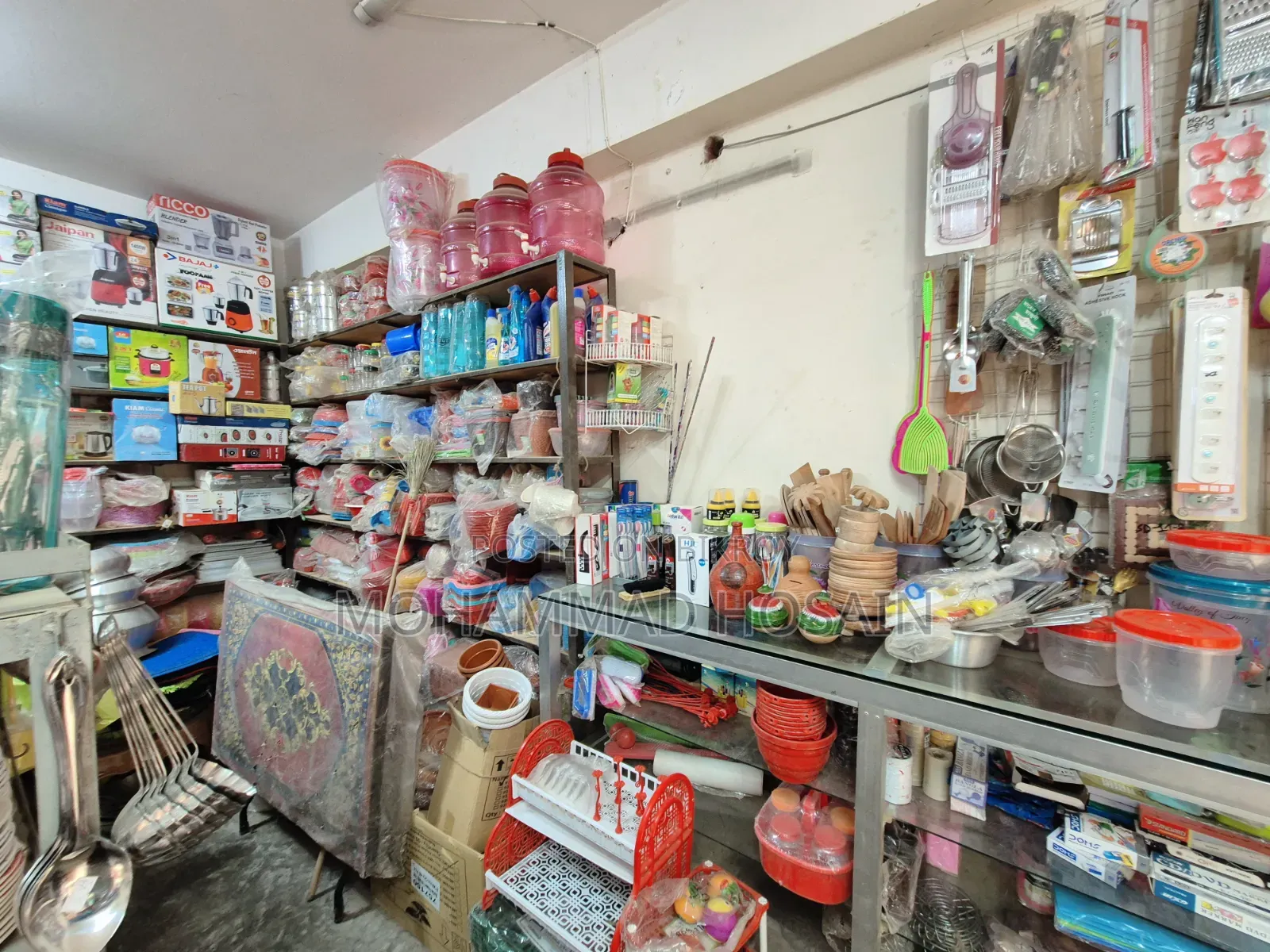 Running crockery and kitchenware business stock for sale