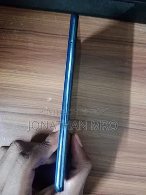 Vivo V21e 128 GB