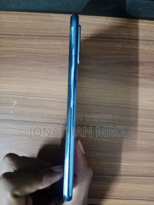Vivo V21e 128 GB