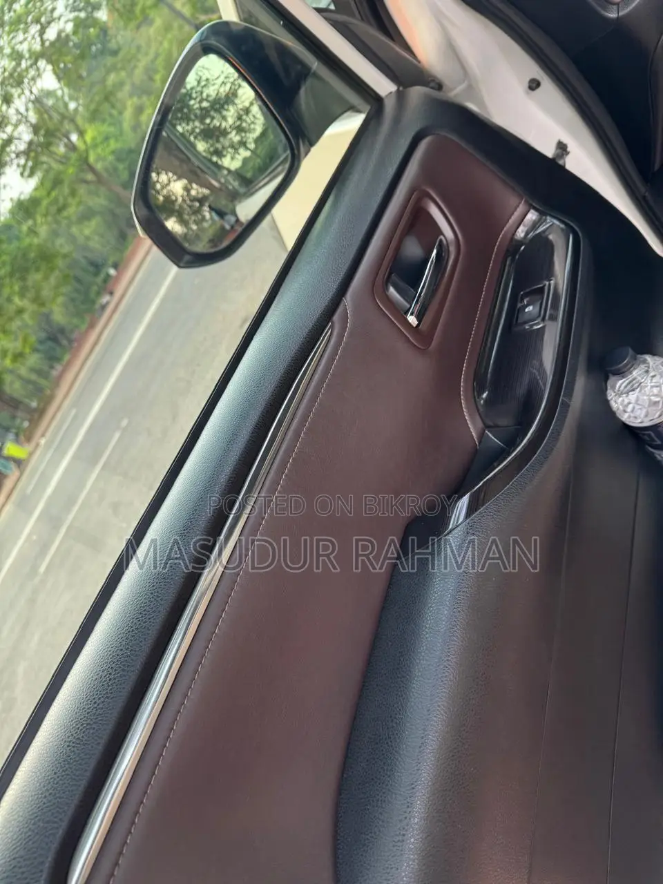 Toyota Esquire 1.8 FWD Hybrid (7 seater) 2017 Pearl