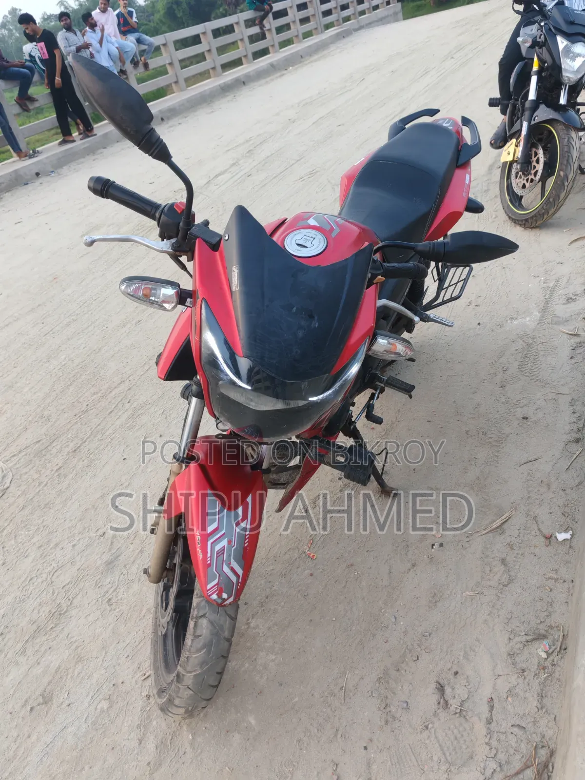 TVS Apache RTR 160 2V 2018 Red