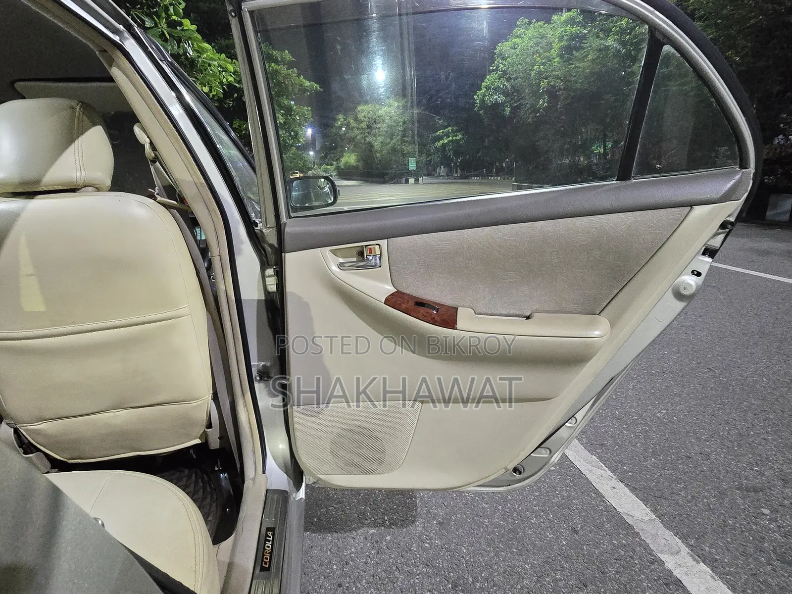 Toyota Corolla Sedan 2001 Gold