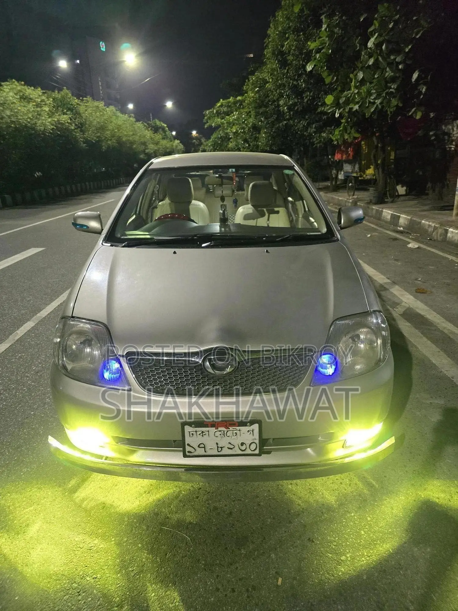 Toyota Corolla Sedan 2001 Gold