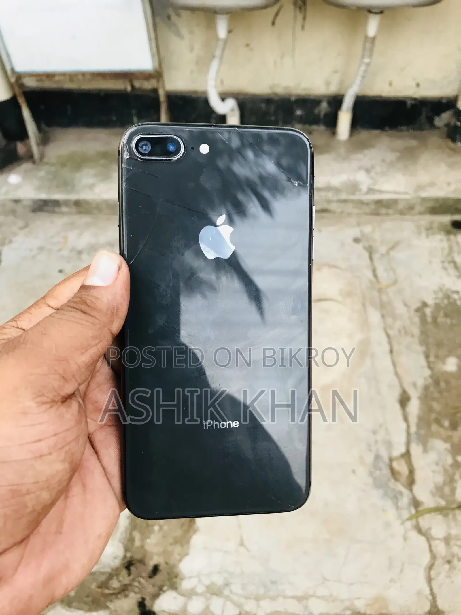 Apple iPhone 8 Plus 64 GB Black