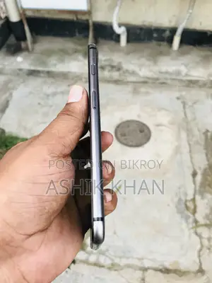 Apple iPhone 8 Plus 64 GB Black