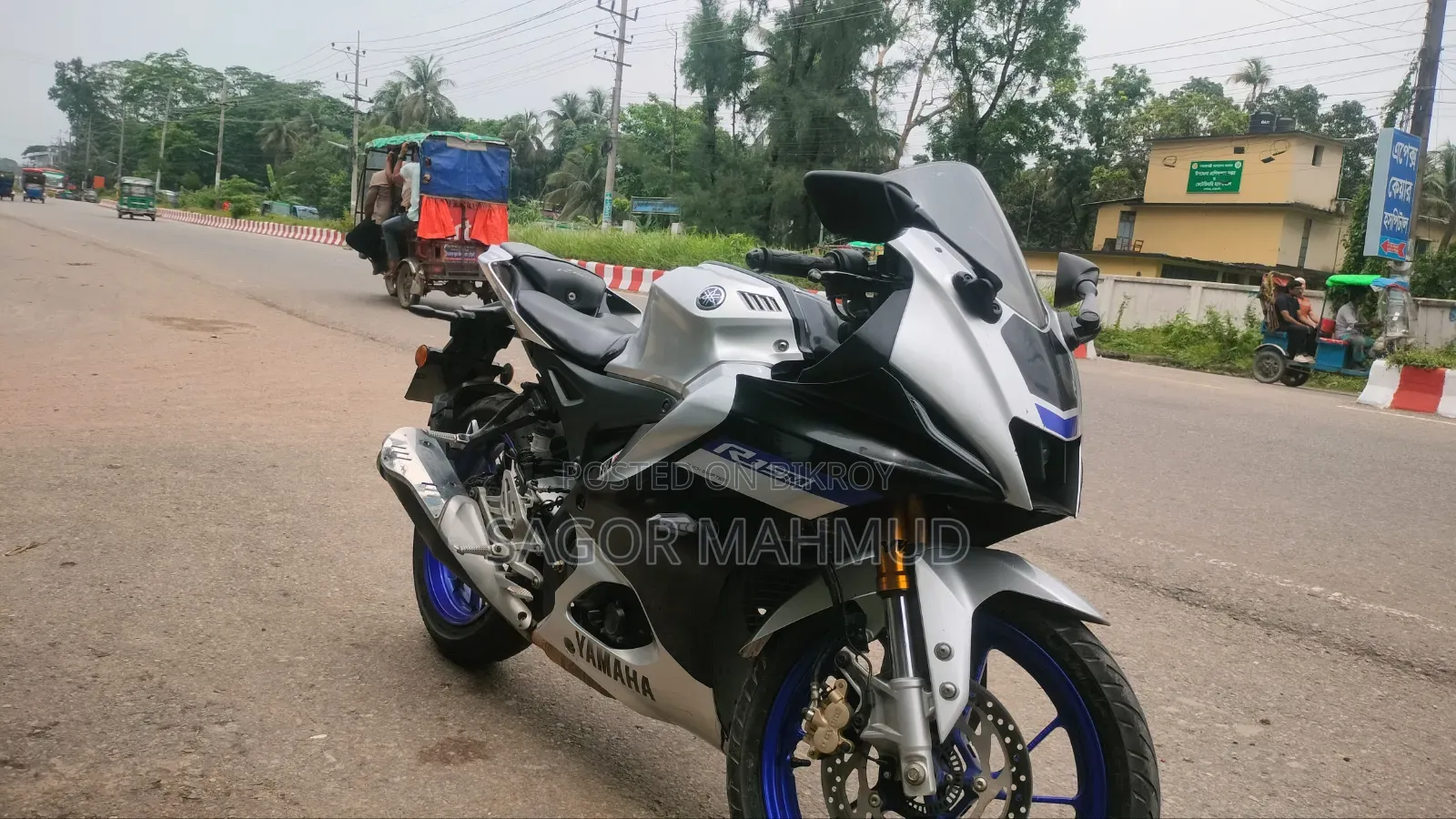 Yamaha 2023 Silver