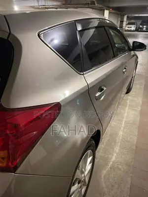 Toyota Auris 2013 Silver
