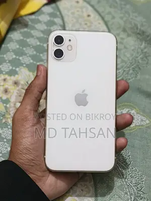 New Apple iPhone 11 64 GB White